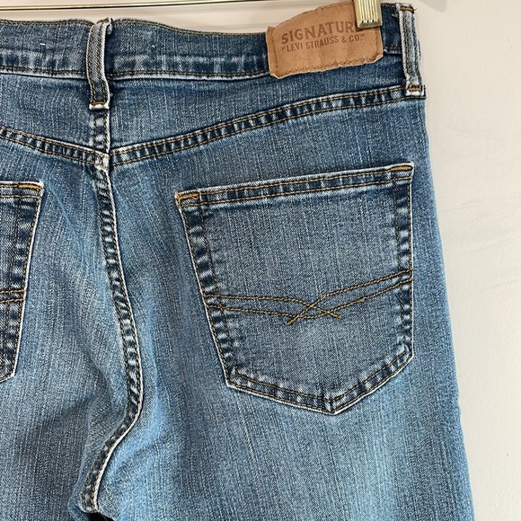 Signature by Levi Strauss Mens S51 Straight Jeans Blue Medium Wash Stretch 32x34 - Picture 6 of 10